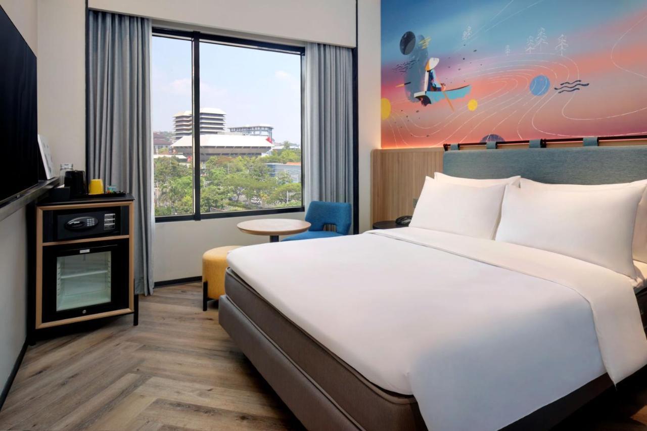 Ibis Styles Semarang Simpang Lima Hotell Exteriör bild