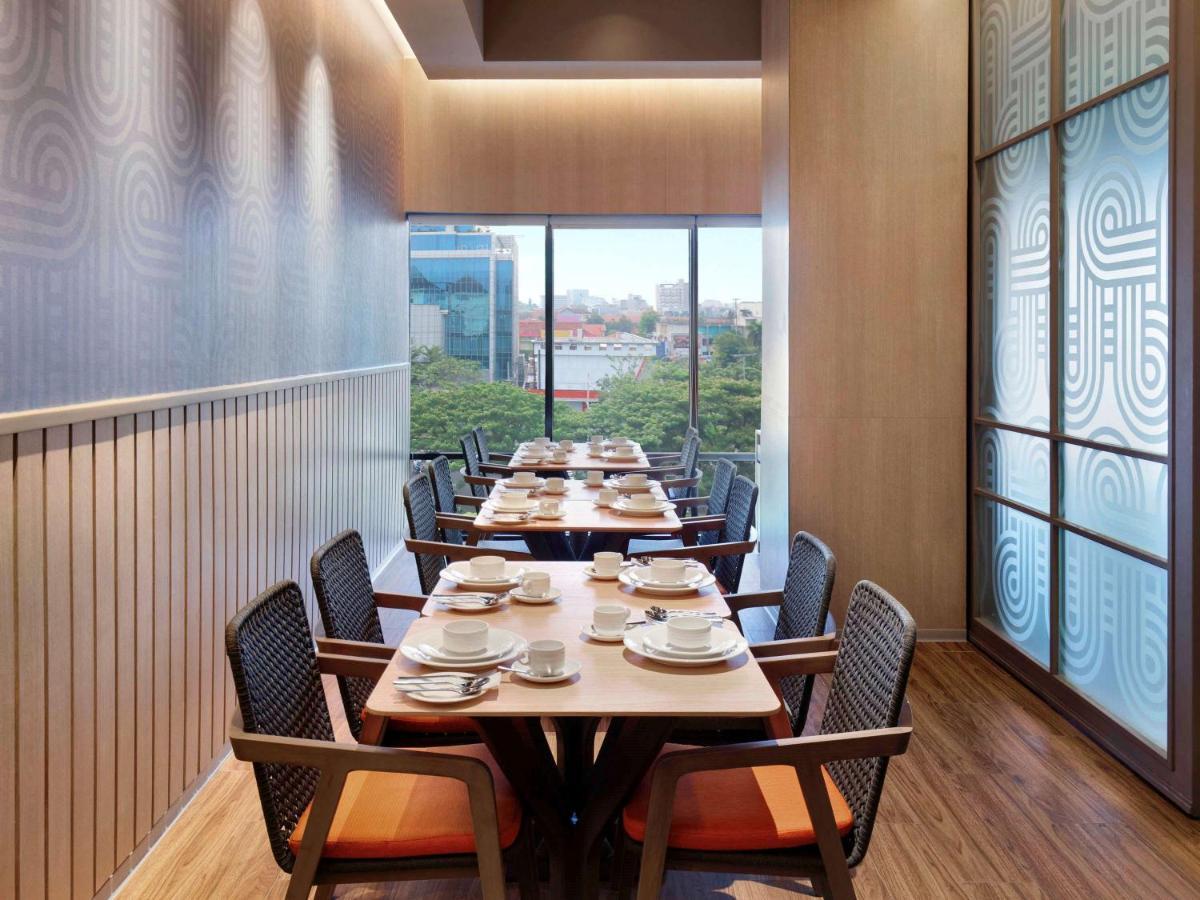Ibis Styles Semarang Simpang Lima Hotell Exteriör bild